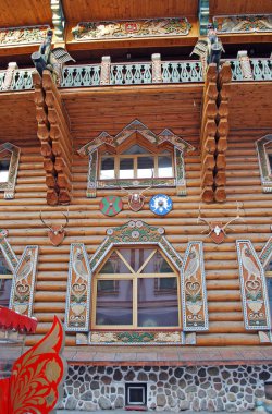 Moskova. Rusya. 16 Şubat 2015. Izmailovo Kremlin cephesinde dekoratif unsurlar.