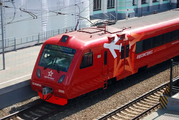 Sheremetyevo Havaalanı'ndaki aeroekspres tren. Beyaz Rusya istasyonu. Moskova