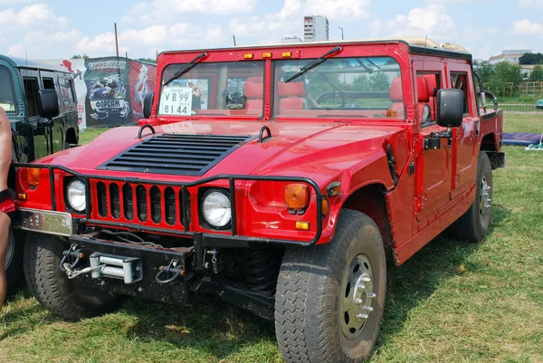 Röd Hummer Autoexotics 2010 Tushino Moskva Ryssland — Stockfoto