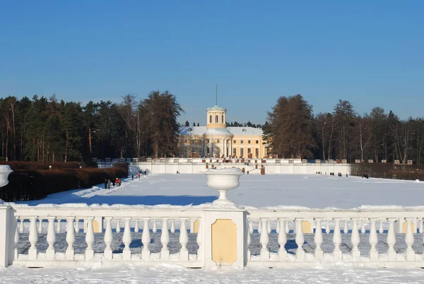 Pohled Palác Muzejní Usedlost Arkhangelsk Moskevský Region — Stock fotografie