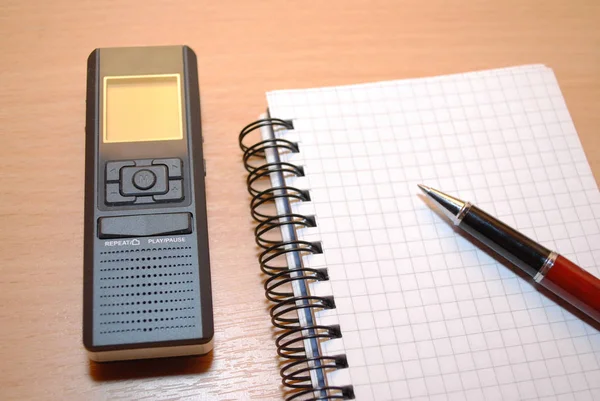 Notebook Penna Registratore Sul Tavolo — Foto Stock