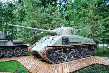 Vadim Zadorozhny köyü Arkhangelsk Teknoloji Müzesi 'nde askeri ekipman. Krasnogorsk İlçesi. Moskova Bölgesi.