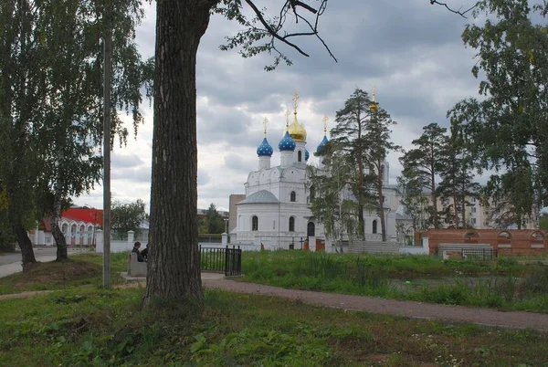 Kościół Jerzego Miasto Dedovsk Regionu Moskiewskiego Rosja — Zdjęcie stockowe