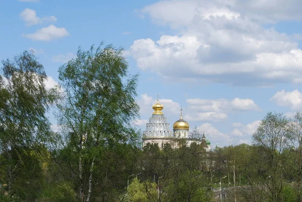 화창한 봄날에 새로운 예루살렘 수도원 이스트라 모스크바 러시아 — 스톡 사진