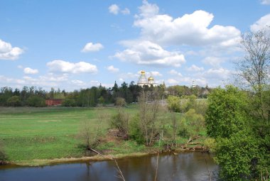 Güneşli bir bahar gününde Yeni Kudüs manastırı. ıstra