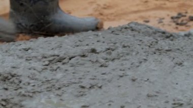 İçine zemin kat şap beton dökme