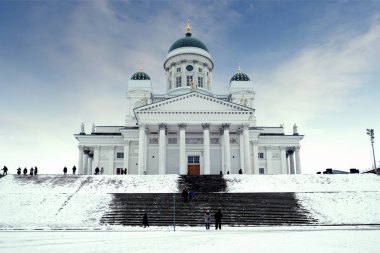 Finlandiya 'nın Helsinki kentindeki Aziz Nicholas Katedrali, kış mevsiminde