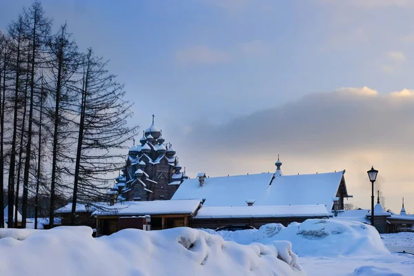 Uitzicht Houten Oude Kerk Het Winterseizoen — Stockfoto
