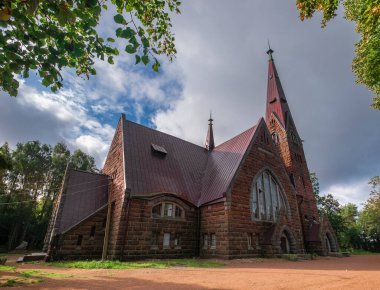 Lutheran St. Mary Magdalene Kilisesi Primorsk Rusya şehrinde Kuzey Sanatı tarzında inşa edilmiştir.