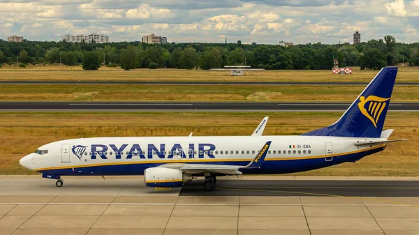 Berlin Niemcy 2018 Ryanair Boeing 737 Samolotów Lotnisku Tegel — Zdjęcie stockowe