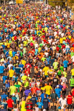 Berlin, Almanya, 16.09.2018: Bmw Berlin-maraton 2018. Koşucular katılan binlerce. Maratonu. Dünya kayıt kazanan