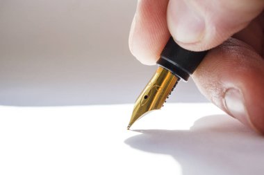 dolma kalemle yazmak