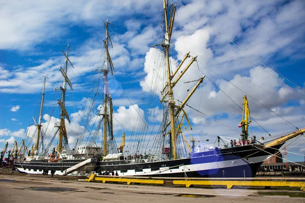 Old Sailing Ship Pier — Stock Photo, Image