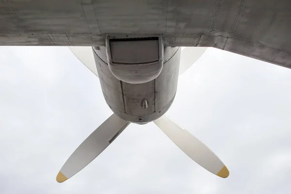 航空機のプロペラの大型ブレード — ストック写真