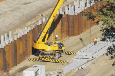 mobil vinç yığınları asansörleri