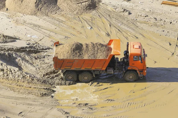 Truck Pours Sand Out Body — Stock Photo, Image