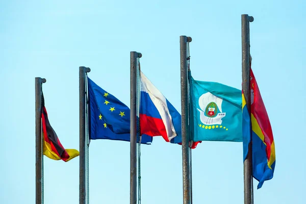 Lijst Van Vlaggen Van Europese Unie Landen Vlaggenmast Tegen Hemel — Stockfoto