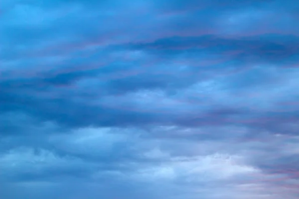 Wolkenloser Blauer Himmel Vor Dem Sturm — Stockfoto
