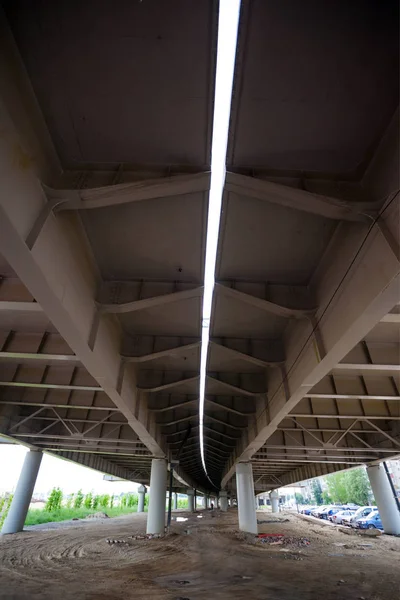 geometry of the overpass bridge, view under the bridge
