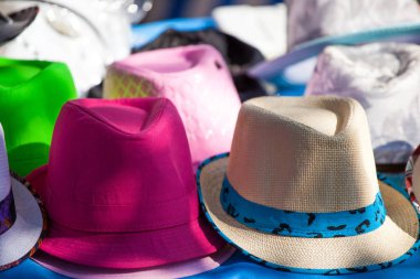 yaz şapka çeşitleri