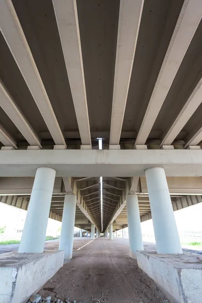 Géométrie Passage Supérieur Vue Sous Pont — Photo