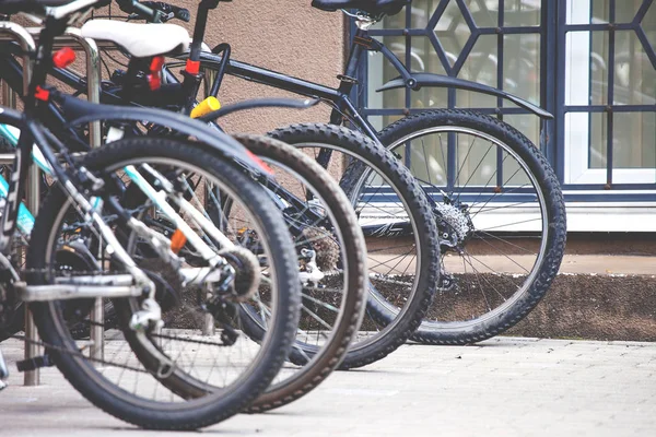 Parking Pour Vélos Dans Ville Tonique — Photo