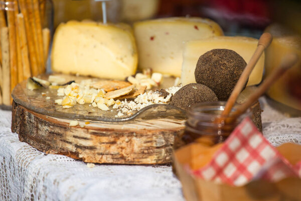 exotic varieties of homemade cheese