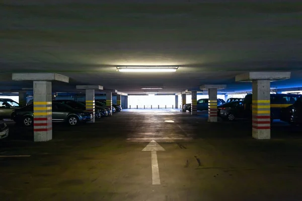 Publiczny Parking Budynku — Zdjęcie stockowe