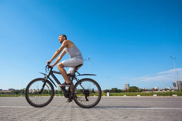 Beautiful Young Guy Bicycle Sky Sunny Day — Stock Photo, Image