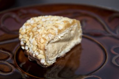 Lezzetli ve çekici kek fındıklı