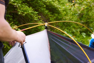 bir çadır, bir kamp turist çıkarmak