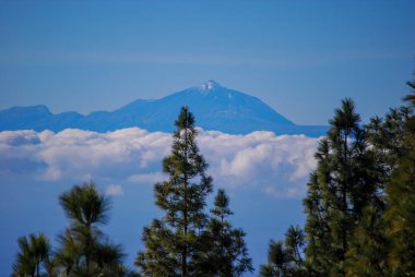 Teide Yanardağı görünümünden Roque Nublo, Gran Canaria (Kanarya Adaları)