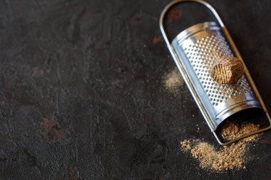 Küçük Hindistan cevizi tozu süreci