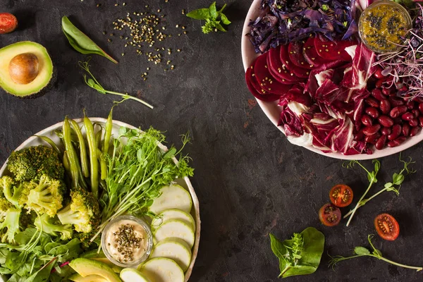 Vegan conceito de desintoxicação alimentar com tigelas buddha — Fotografia de Stock