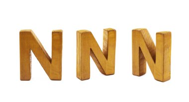 Tek Boyutlanmış ahşap harf izole