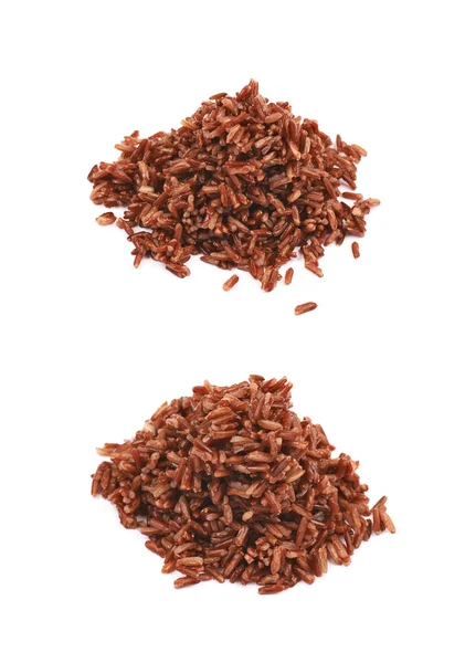 İzole kırmızı pirinç yığını — Stok fotoğraf