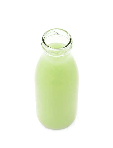 分離された緑のジュースの瓶 — ストック写真
