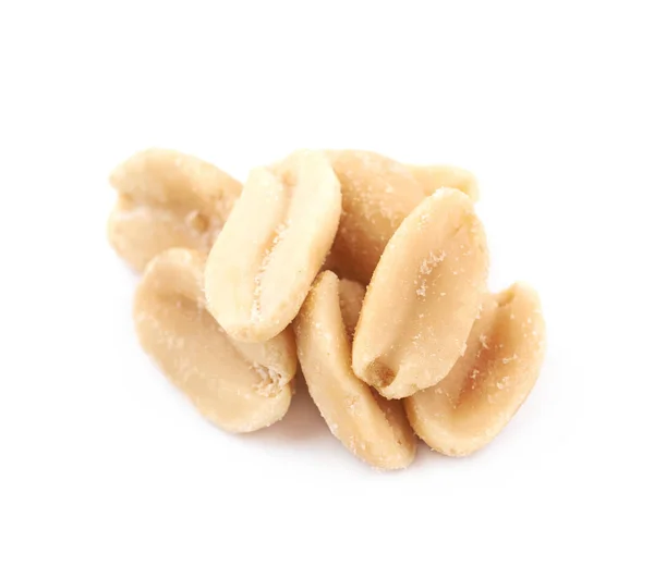 Hromadu arašídy solené, samostatný — Stock fotografie