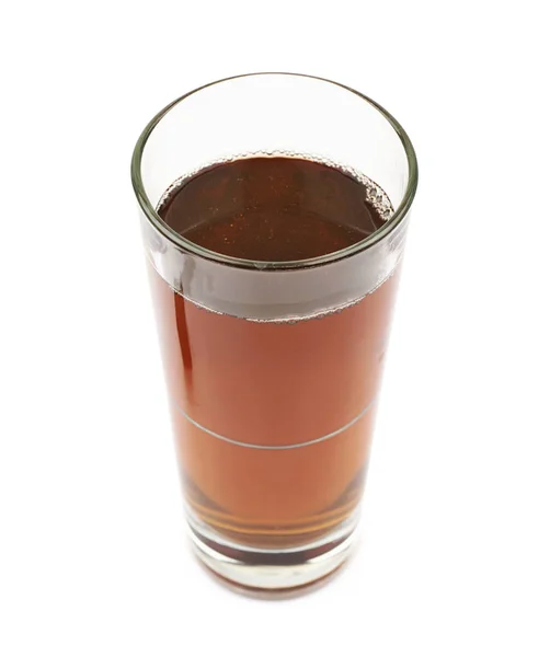 Tall glass of iced tea isolated — Stock Photo, Image