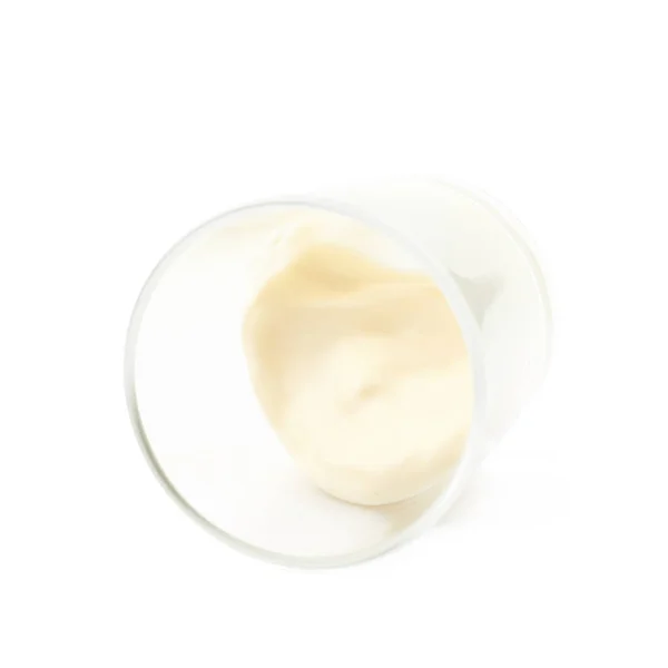 Glas schot van mayonaise geïsoleerd — Stockfoto