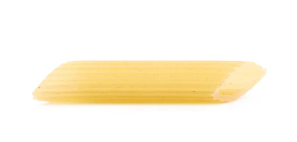 Trockene Penne-Nudeln isoliert — Stockfoto