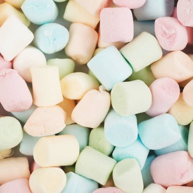 Mini marshmallow ile kaplı yüzey
