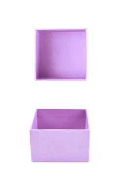 İzole kağıt hediye kutusu