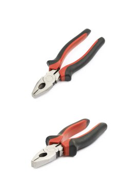 Siyah ve kırmızı pense aracı izole