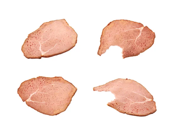 Geschnittenes geräuchertes Schinkenfleisch isoliert — Stockfoto