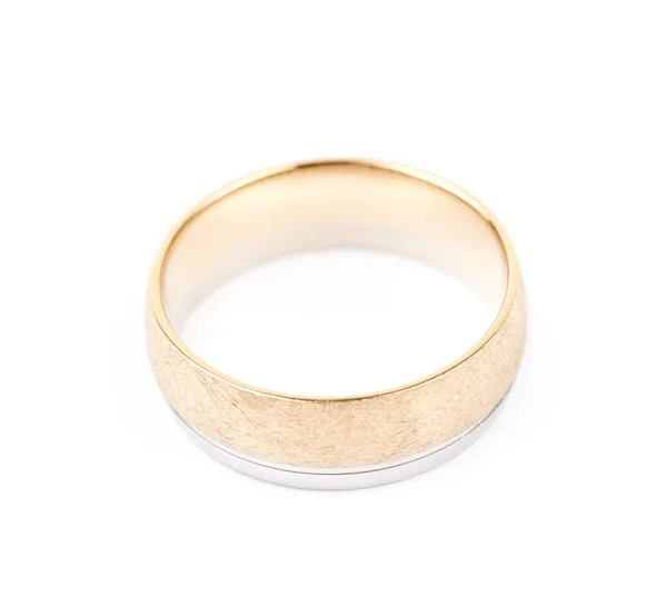 Δαχτυλίδι χρυσό γαμήλια ζώνη απομονώνεται — Φωτογραφία Αρχείου
