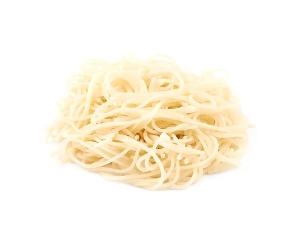 Mucchio di tagliatelle cotte isolato — Foto Stock