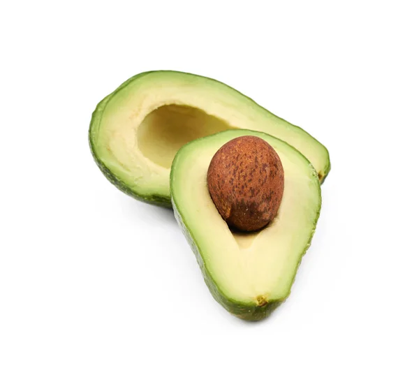 Snijd plakjes rijpe avocado geïsoleerd — Stockfoto