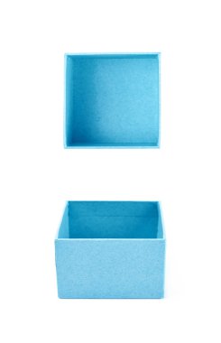 İzole kağıt hediye kutusu