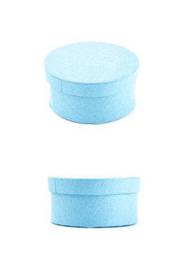 İzole kağıt hediye kutusu